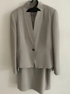 【未使用】 ブラウン系 ノーカラー 3点スーツセット