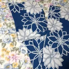 ４紺色 花柄 浴衣単品 値下げ致します。