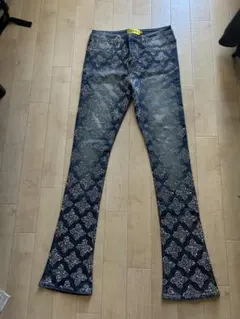 GUAPI グアピ スパンコールフレアデニム 30 キラキラ ストーン - メルカリ