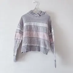 フード付きグレーとピンクのストライプセーター【S】