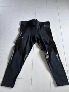 アンダーアーマー　タイツ