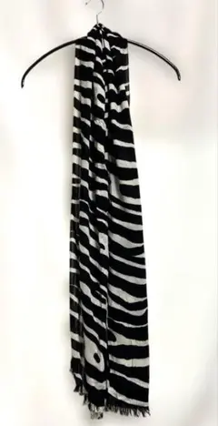 ZARA ゼブラ柄　ストール