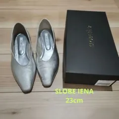 美品 SLOBE IENA シルバー ローヒール パンプスのサムネイル