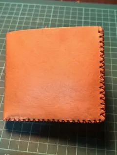 ハンドメイド本革（姫路レザー）手縫い財布二つ折り（ヌメ革）