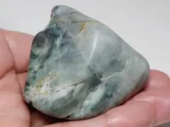 糸魚川298 翡翠 67g ヒスイ 原石 鑑賞石 自然石 誕生石 鉱物 鉱石