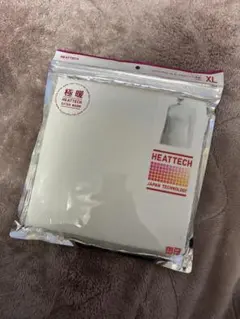 ユニクロ　極暖　ヒートテック　エクストラウォーム タートルネックT XLサイズ