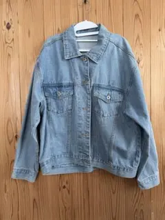 ライトブルー刺繍デニムジャケット