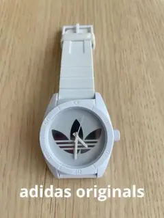 【adidas originals】腕時計 ホワイト 電池切れのサムネイル