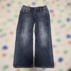 Item thumbnail for item 3dd7a4fb-4b34-4ece-aa79-6ab3f1e8e7a3