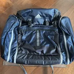 adidas ネイビー　大容量リュック 林間学校 宿泊学習 スキー学習　修学旅行