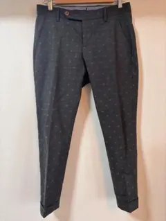 美品 アントレアミ センタープレス ストレッチ パンツ 黒 イタリア製 美品 アントレアミ スラックス 黒 48 ストレッチ センタープレス