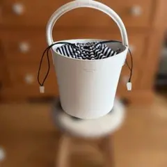 Pelletteria Veneta バケットバッグ ホワイトのサムネイル
