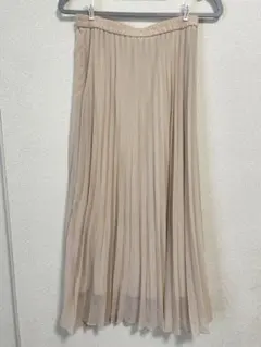 UNIQLO ベージュ プリーツロングスカート　Sサイズ