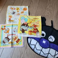 美品♡アンパンマン♡ガーゼハンカチ♡おまけ ばいきんまんタオル