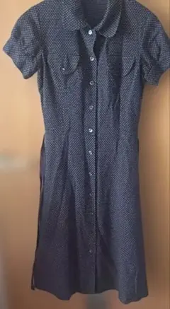 黒地に細かい白ドット半袖シャツワンピース　日本製