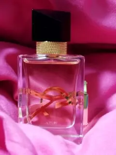 イヴ・サンローラン　 オーデトワレ　リブレ　30ml