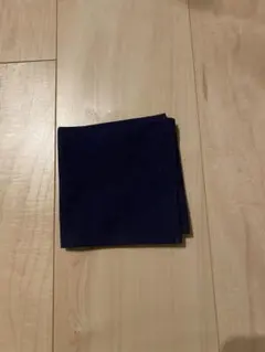 KOHORO ネイビー ハンカチ
