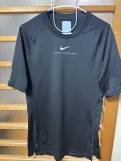 NIKE NOCTA ショートスリーブ トップス ブラック Mのサムネイル