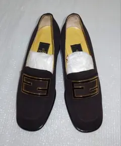 ヒール パンプス