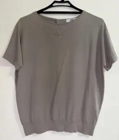 J.PRESS 半袖サマーニット M 良品 グレージュ バックパールボタンのサムネイル