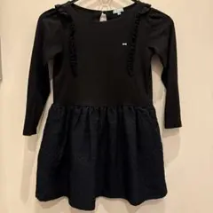 黒いフリル付きワンピース 120