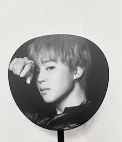 bts ジミン　団扇 BTS うちわ 団扇 プレミアムフォト JIMIN ジミン - メルカリ