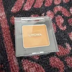 UTOWA クリーム フェイスカラー YE152 アイシャドウのサムネイル