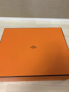 エルメス　HERMES 空箱　梱包用紙付　美品34.6✖️34.6✖️14.0 エルメス HERMES 空箱 梱包用紙付 美品34.6✖️34.6✖️14.0 - メルカリ