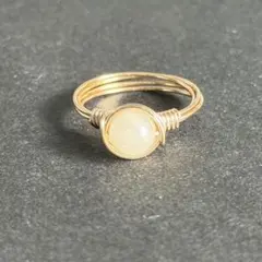 WR691G 天然石 パワーストーン ワイヤーリング リビアングラス 6.5mm