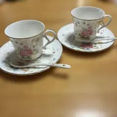 EXCEED BON 花柄カップ・ソーサーセット２客