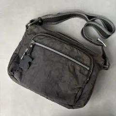 Item thumbnail for item 9f46f47b-0e9b-45f5-8eff-064a95e29f66