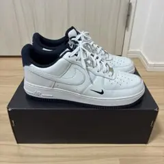 Nike Air Force 1 '07 LV8 フォトンダスト/ネイビー