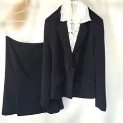 ブラック スーツ、フリルブラウス3点セット　11号サイズ