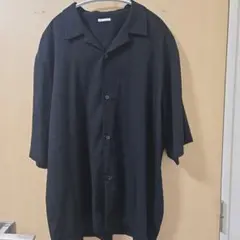 GU　ブラック 半袖シャツ