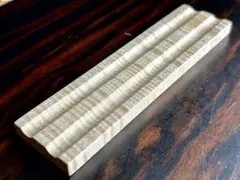 ホワイトシカモア　木製ペン置き ⑧ ２本用　180×45×10ミリ