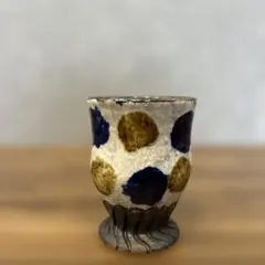 Item thumbnail for item 8f7a0544-0fb3-4b04-bcc7-88cf2d089930