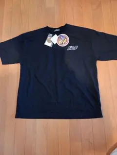 黒 Tシャツ フロントロゴ バックグラフィック