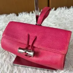 ヴィヴィアンウエストウッド バンブー オーブ ピンク 総柄 レザー ロゴ金具のサムネイル