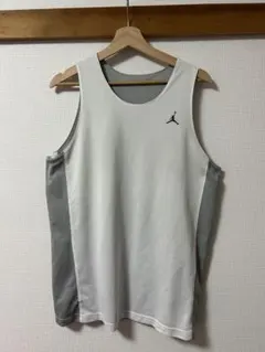 Item thumbnail for item ea17b60f-9df5-42c9-bf0e-1f3073323764