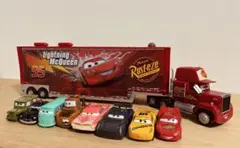 【ディズニーストア購入】カーズ マックトレーラー&プルバックミニカー8台セット