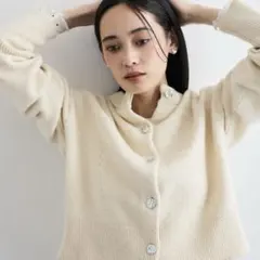 VIS【新色追加】【洗える】アソート釦ラメニットカーディガンイエロー