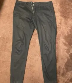 スキニーパンツ