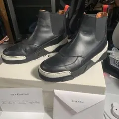 GIVENCHY TYSON 2.0 CHELSEA ブラック 40のサムネイル