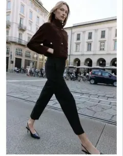 ZARA ハイウエストテーパードスラックス 黒