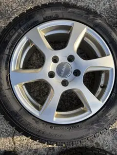 ロナール様専用 205/55r16 スタッドレスタイヤホイール②のサムネイル
