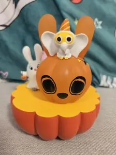 Item thumbnail for item 8065e0d4-c7ed-4e33-ac4d-469aa9d815e8