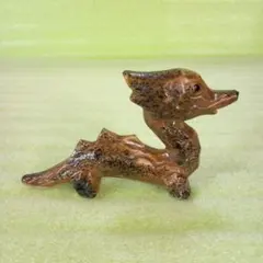陶器製のドラゴンと思われる置物　龍の置物　dragon　コンパクト　フィギュア