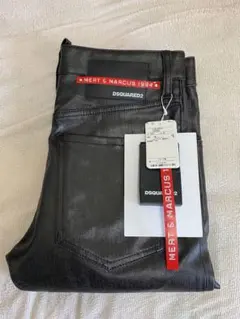 Item thumbnail for item bc0568cd-71a4-4b48-83e5-37b41afcf92b