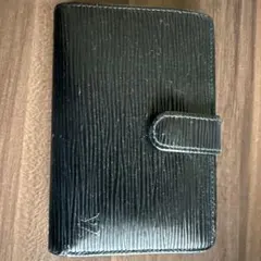 ルイヴィトンがま口エピ二つ折り財布
