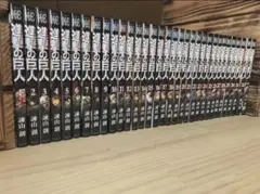 進撃の巨人全巻　第1巻〜最終34巻(写真にはありませんが34巻新品を購入済です)